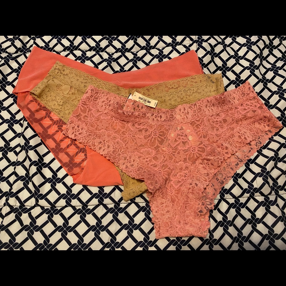 NWT Victoria’s Secret Lace Panties Size XL